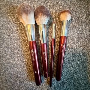 BK BEAUTY • BRUSH BUNDLE 4 Lightly Used or Unused!